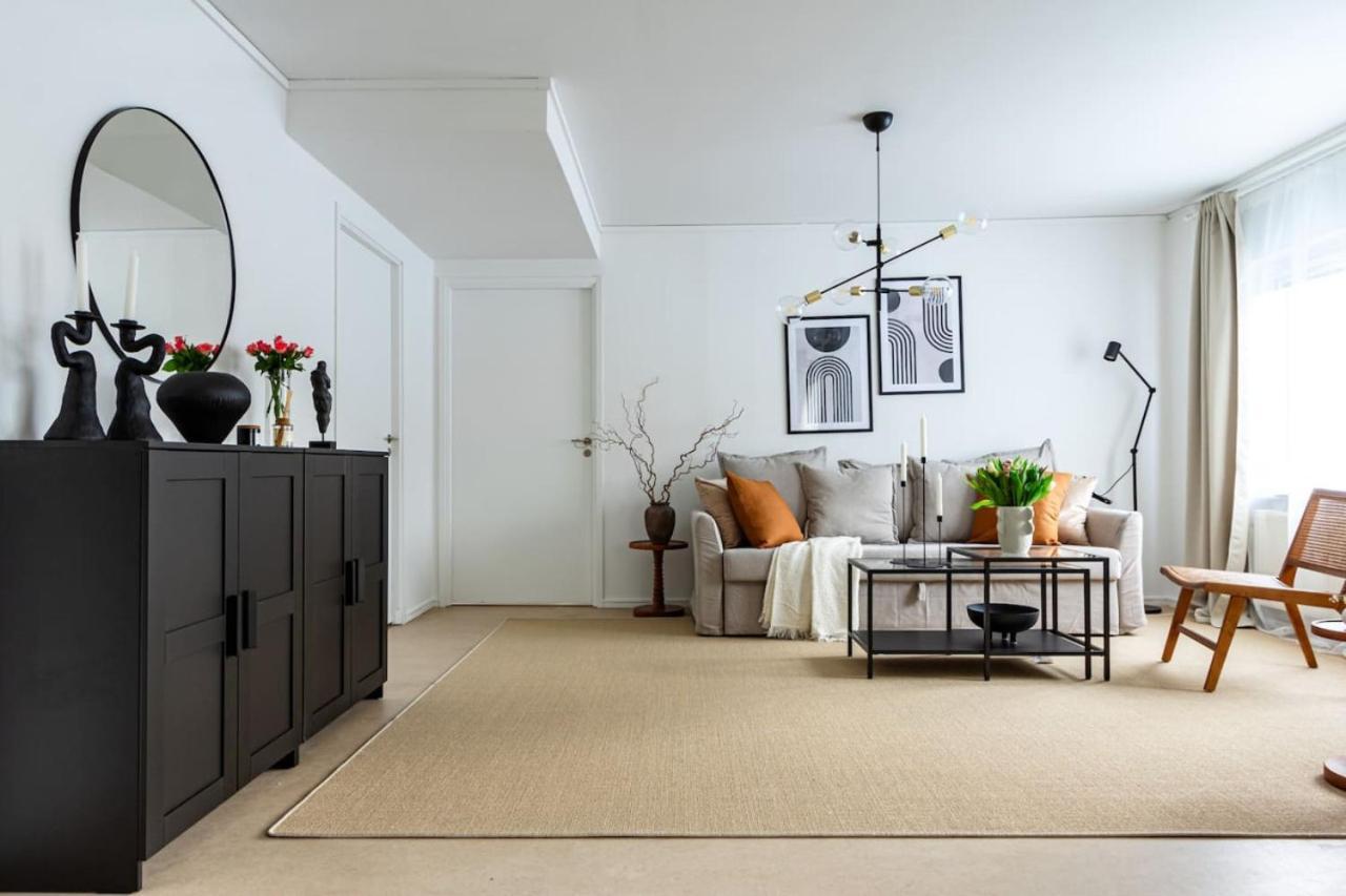 Budget Comfort On Trendy Soedermalm, Construction Work *