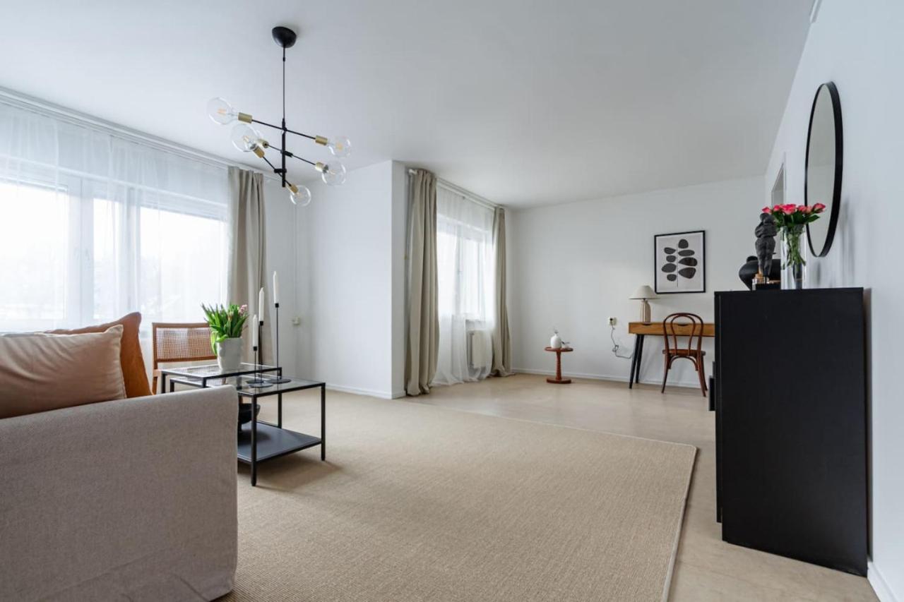 Budget Comfort On Trendy Soedermalm, Construction Work