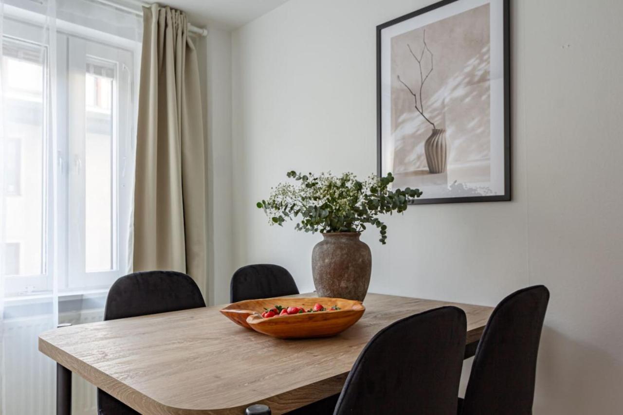 Budget Comfort On Trendy Soedermalm, Construction Work Appartement Stockholm